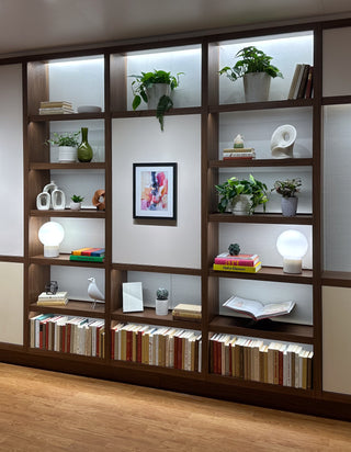 Niche Solitaire Petite Opalia Table Lamp with Lutron Intelligent Lighting (Ketra & Rania)